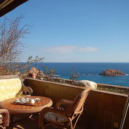 Apartment Lets Holidays Sa Palma Tossa de Mar